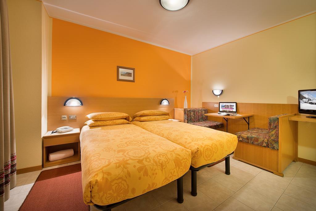 Garni Oasi Hotel ลีวินโญ ห้อง รูปภาพ